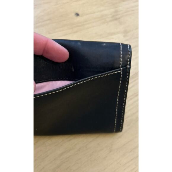 Coach Wallet Black Genuine Leather Pink Button Accent BiFold Organizer Wallet - Picture 9 of 9